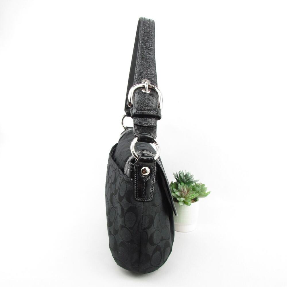 Authentic Coach Vintage Black Signature Flap Bag - Picture 2 of 10